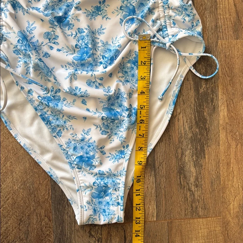 Wild Fable Blue and White Floral Extra High Leg Cheeky One Piece Swimsuit XL New
